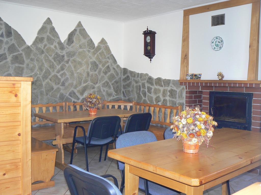 Guest House Pieninka Lesnica Exterior photo